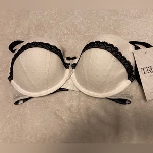 True & Co. NWT Dot Mesh Balconette bra with underwire, size 34D.